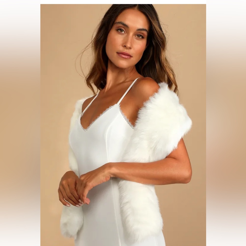 White Faux Fur Scarf